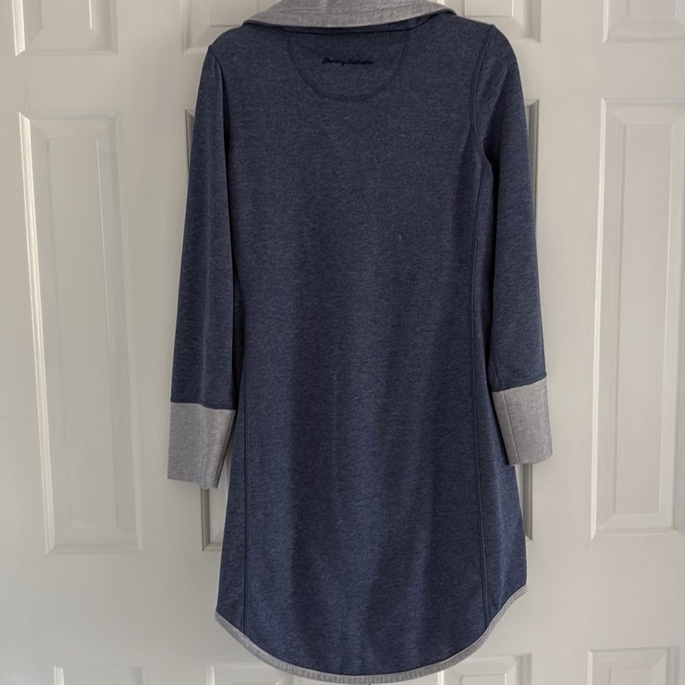 Tommy Bahama reversable dress.  Size Medium - Picture 5 of 6